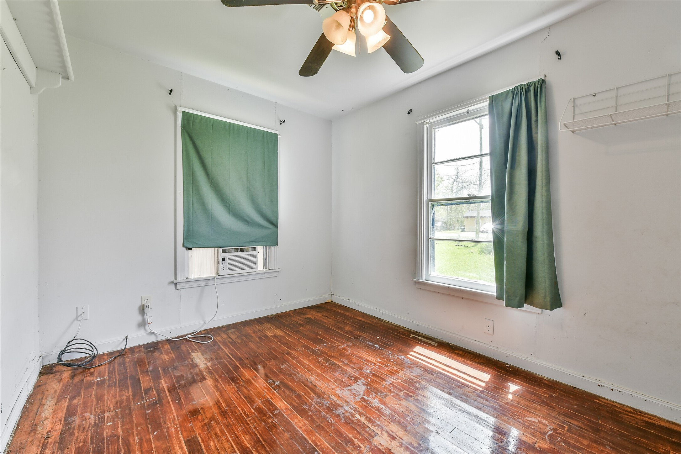 1220 Pecan Street Clute, TX 77531 - Photo 12 of 22