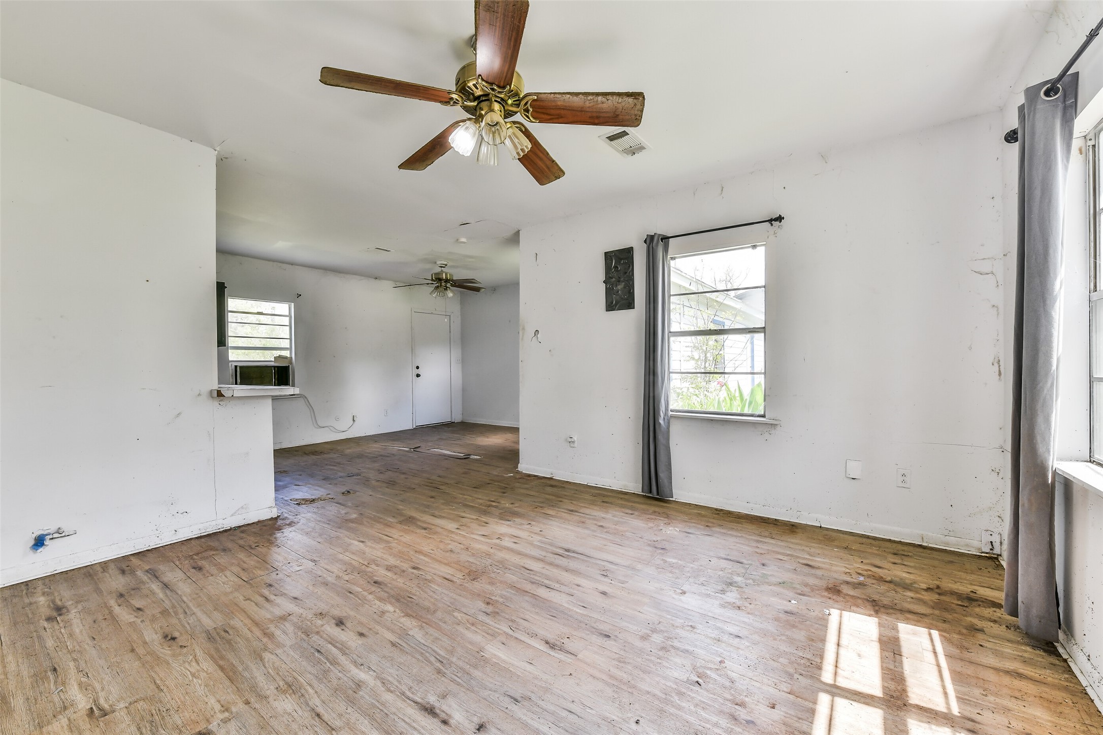 1220 Pecan Street Clute, TX 77531 - Photo 15 of 22