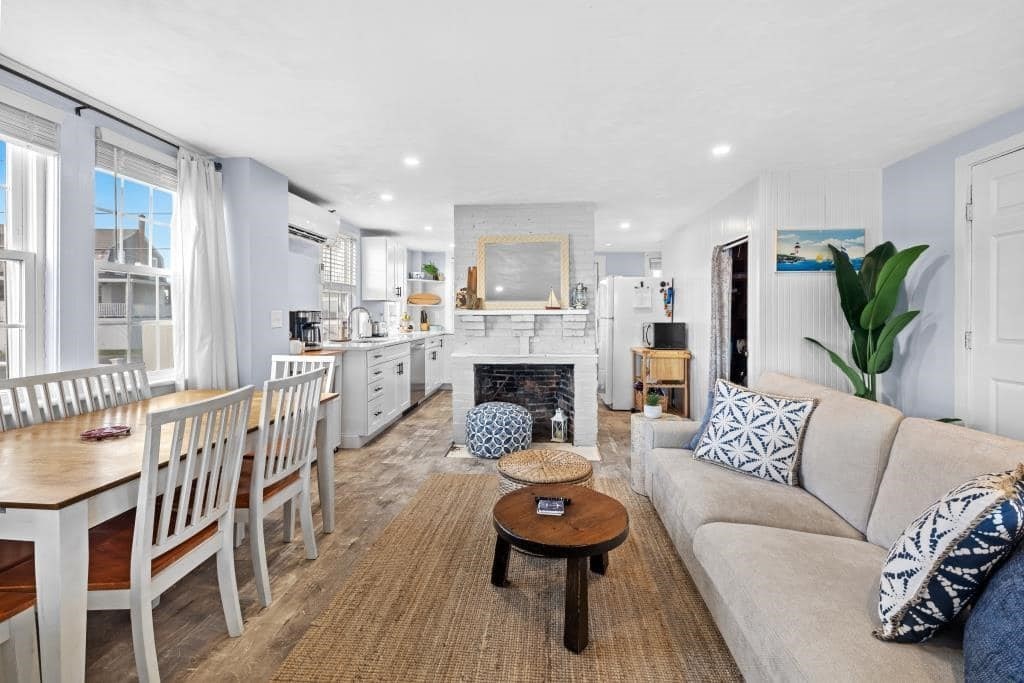 64 Lighthouse Road Scituate, MA 02066 - Photo 3 of 13