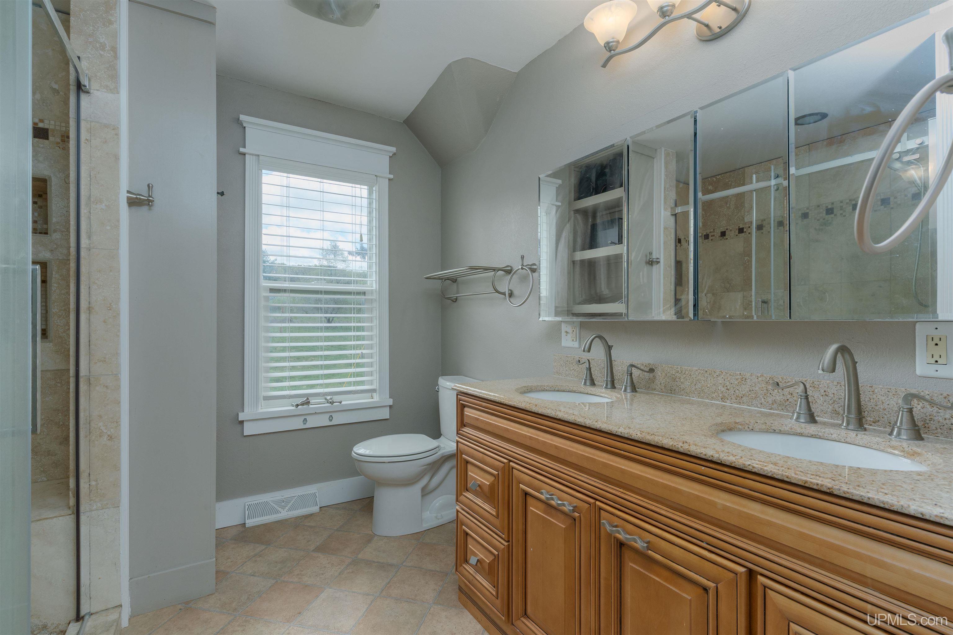 140 Sunset Shores Road Iron River, MI 49935 - Photo 18 of 61