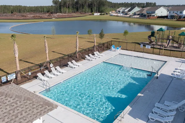 $465,000 | 317 Whispering Breeze Lane, Summerville, SC 29486