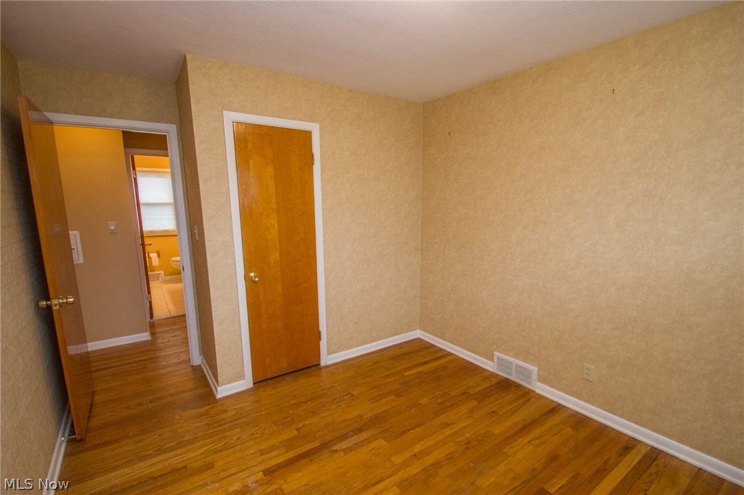 1650 Chelmsford Road Cleveland, OH 44124 - Photo 20 of 33 Gallery Image 20