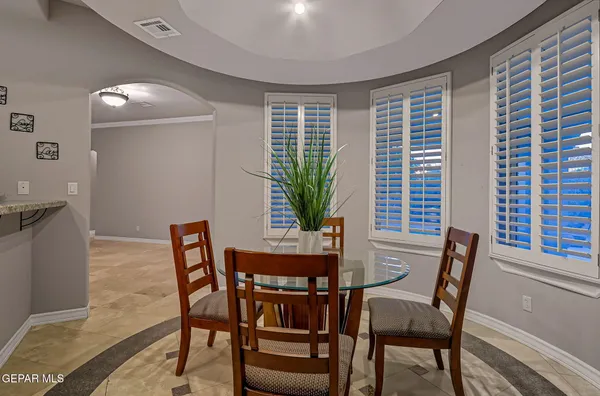 $799,999 | 5512 Woodfield Drive, El Paso, TX 79932