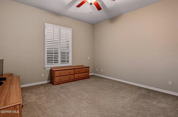 $799,999 | 5512 Woodfield Drive, El Paso, TX 79932