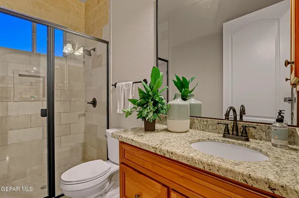 $799,999 | 5512 Woodfield Drive, El Paso, TX 79932