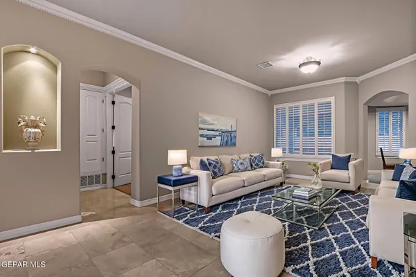 $799,999 | 5512 Woodfield Drive, El Paso, TX 79932