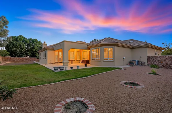 $799,999 | 5512 Woodfield Drive, El Paso, TX 79932