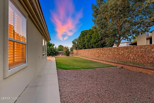 $799,999 | 5512 Woodfield Drive, El Paso, TX 79932