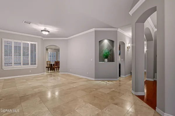 $799,999 | 5512 Woodfield Drive, El Paso, TX 79932