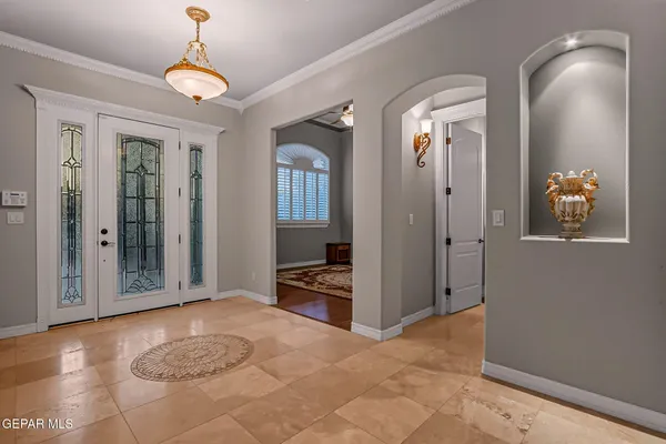 $799,999 | 5512 Woodfield Drive, El Paso, TX 79932