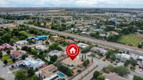 $799,999 | 5512 Woodfield Drive, El Paso, TX 79932
