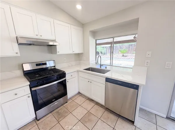 $565,000 | 39823 Knollridge Drive, Temecula, CA 92591