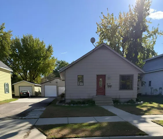 $230,000 | 369 West Mill Street, Paynesville, MN 56362