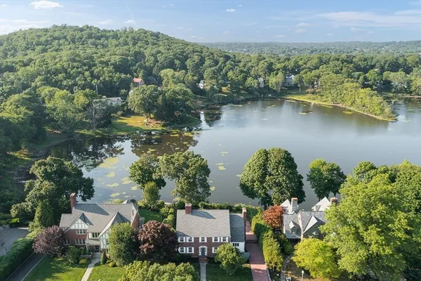 $2,999,000 | 10 Dartmouth Street, Winchester, MA 01890
