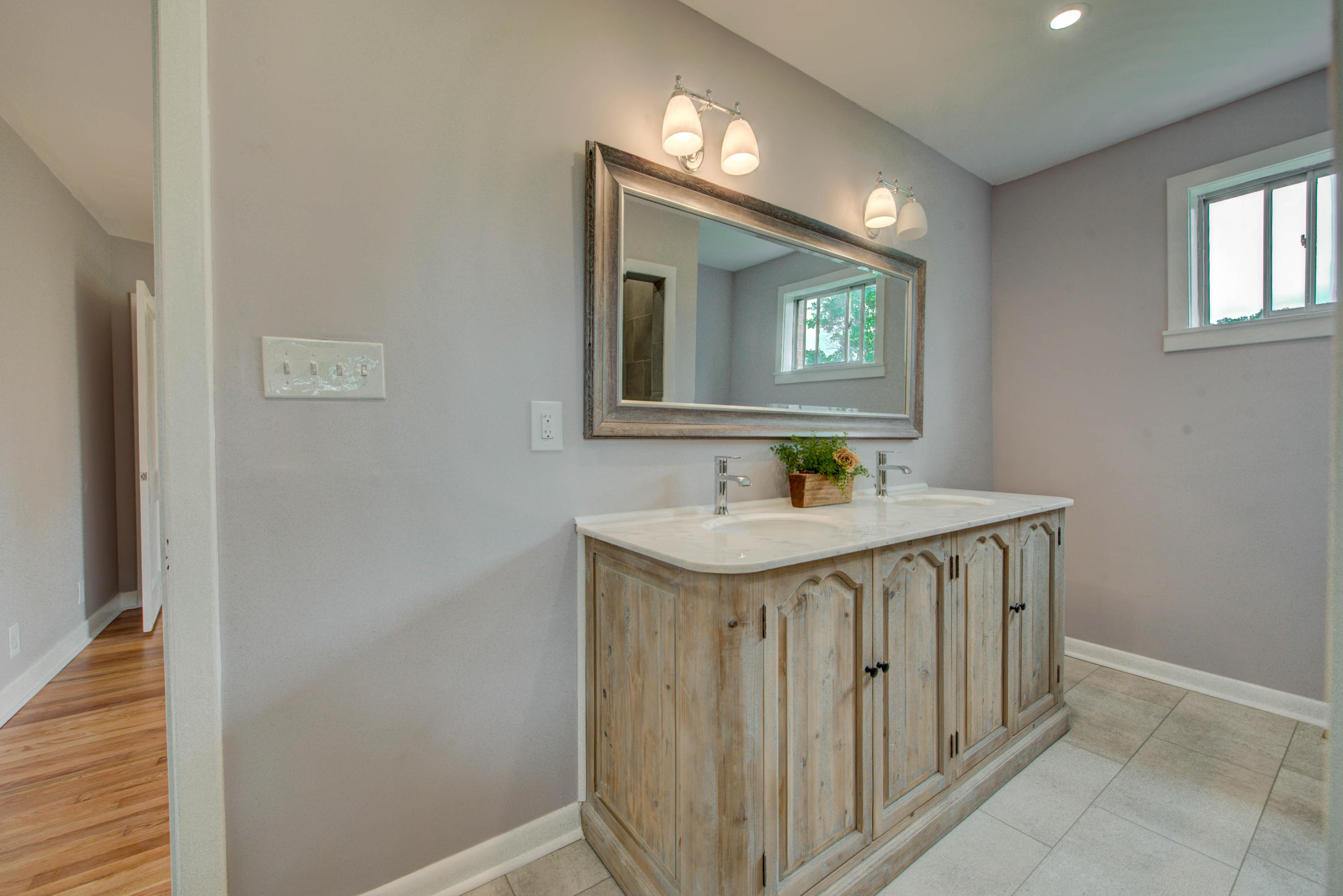 205 Grata Road Knoxville, TN 37914 - Photo 14 of 22 Master Bathroom