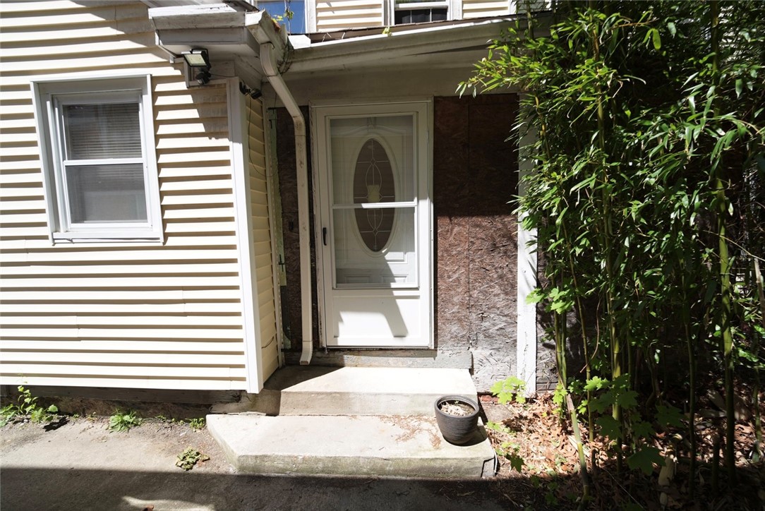 8 Washington Street Pawtucket, RI 02860 - Photo 13 of 19