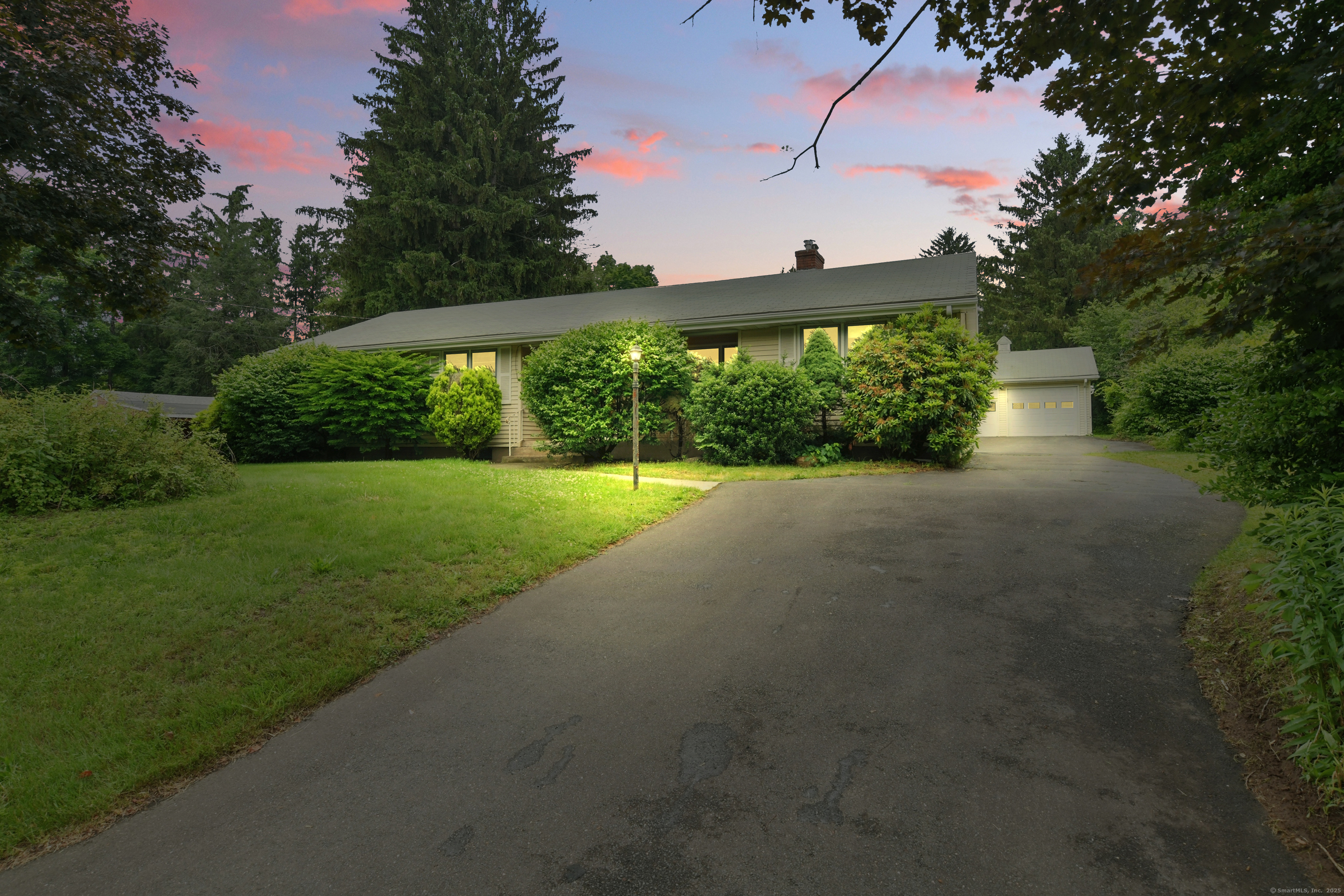 206 Center Road Vernon, CT 06066 - Photo 1 of 1 Gallery Image 1