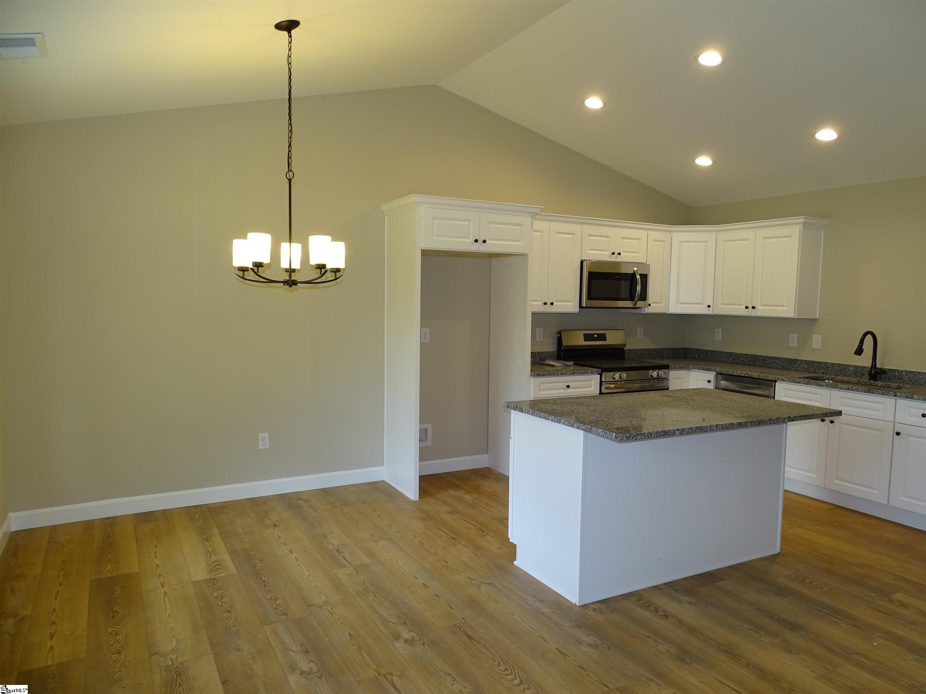 242-246 Brewton Road Spartanburg, SC 29301 - Photo 3 of 36