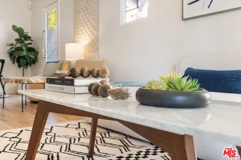 $1,125,000 | 1545 Duane Street, Los Angeles, CA 90026