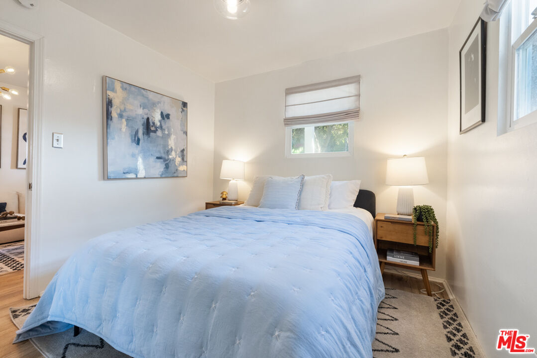 1545 Duane Street Los Angeles, CA 90026 - Photo 10 of 32
