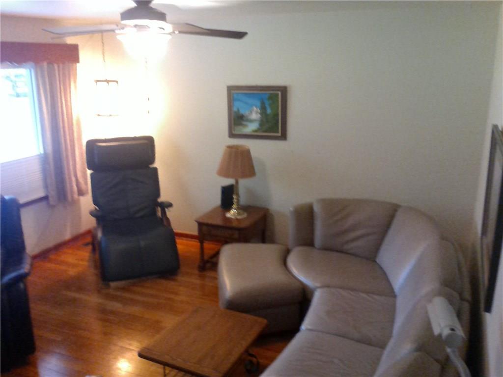 826 North Peterman Road Greenwood, IN 46142 - Photo 6 of 19 Gallery Image 6