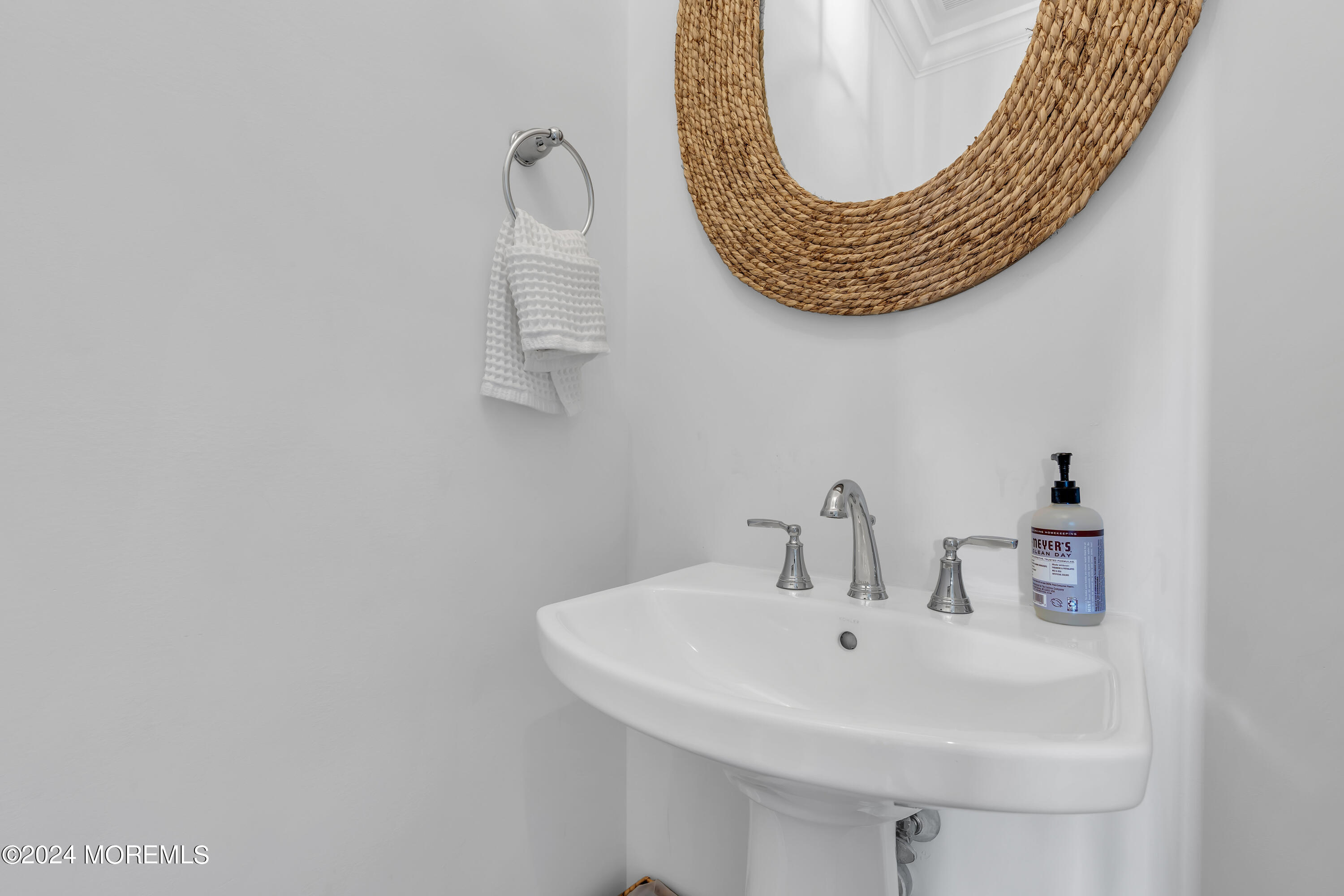 43 Old Squan Road Manasquan, NJ 08736 - Photo 20 of 40 031_dsc04065_24