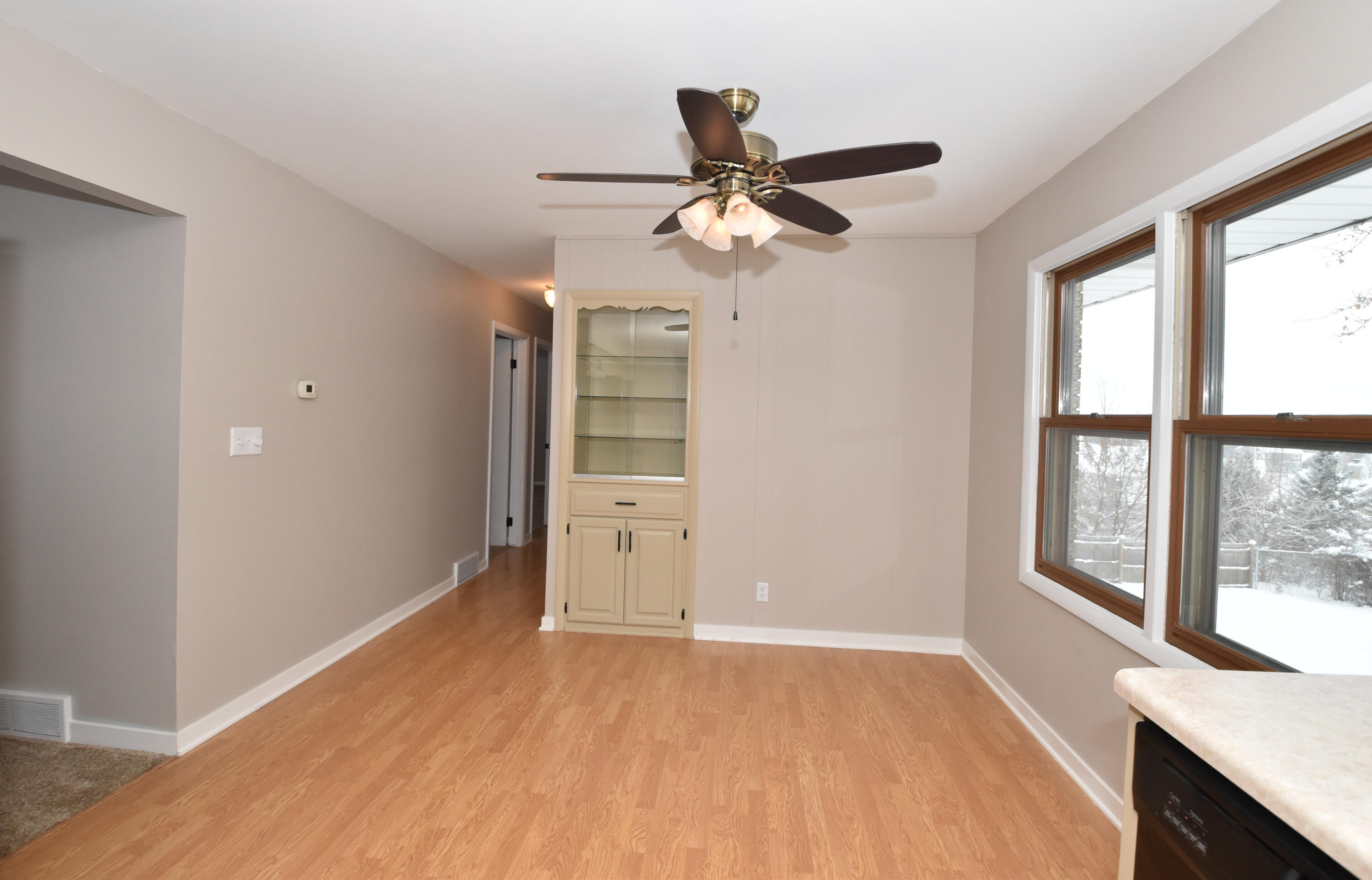 W234N7604 Woodside Road Sussex, WI 53089 - Photo 15 of 54 Dining area