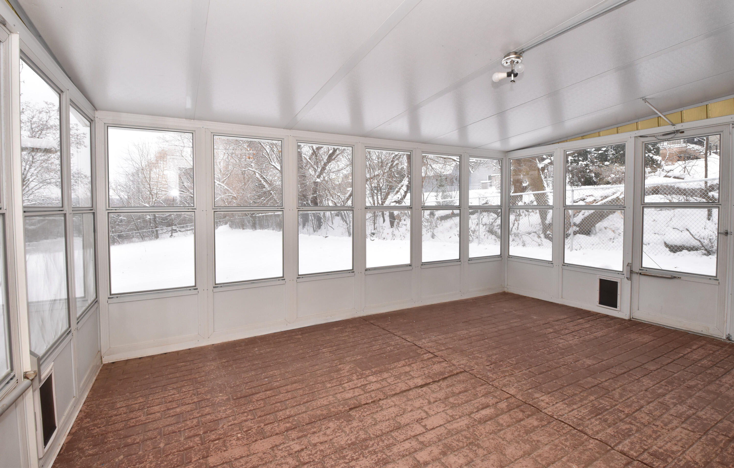 W234N7604 Woodside Road Sussex, WI 53089 - Photo 26 of 54 3 season room