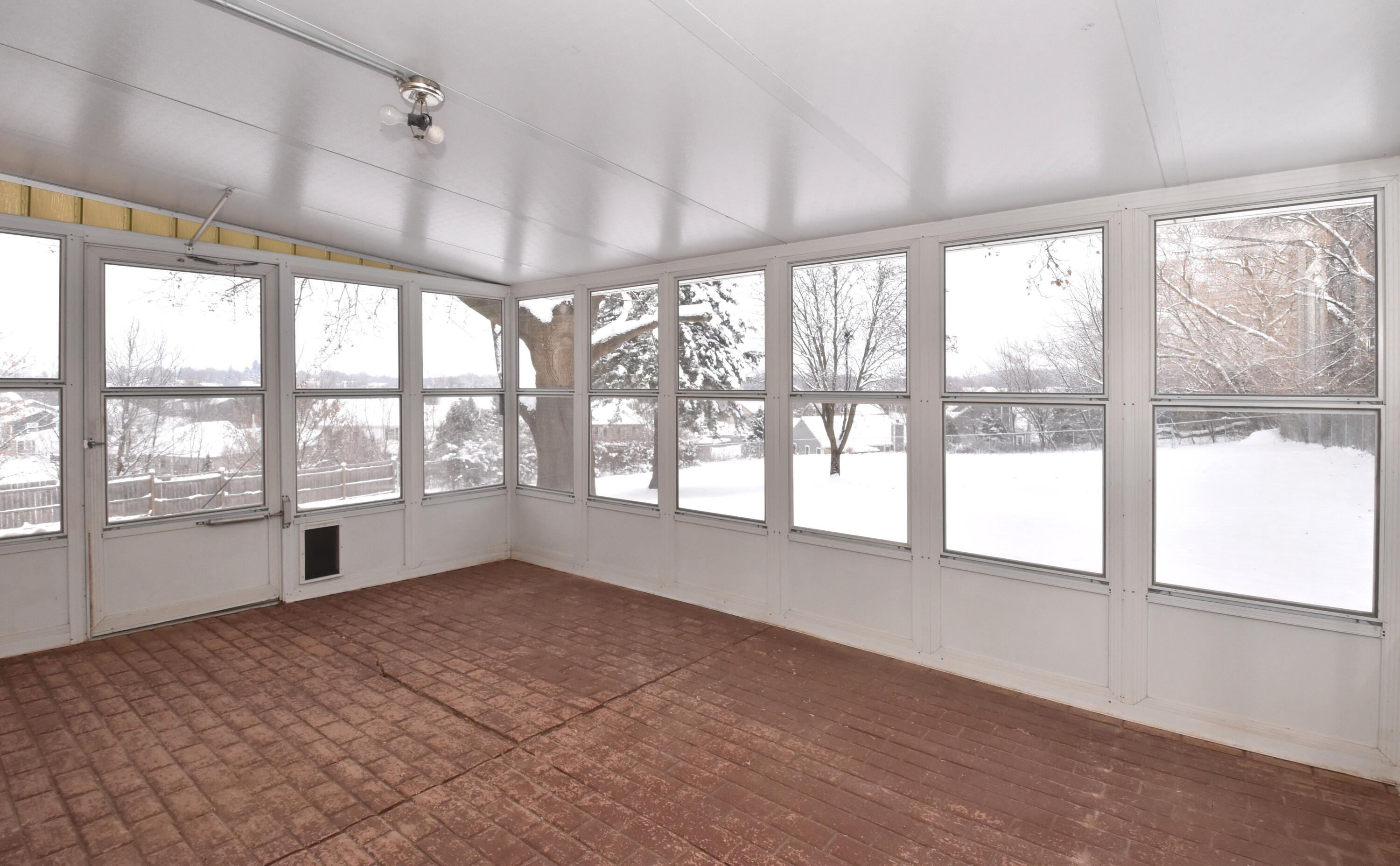 W234N7604 Woodside Road Sussex, WI 53089 - Photo 27 of 54 3 season room