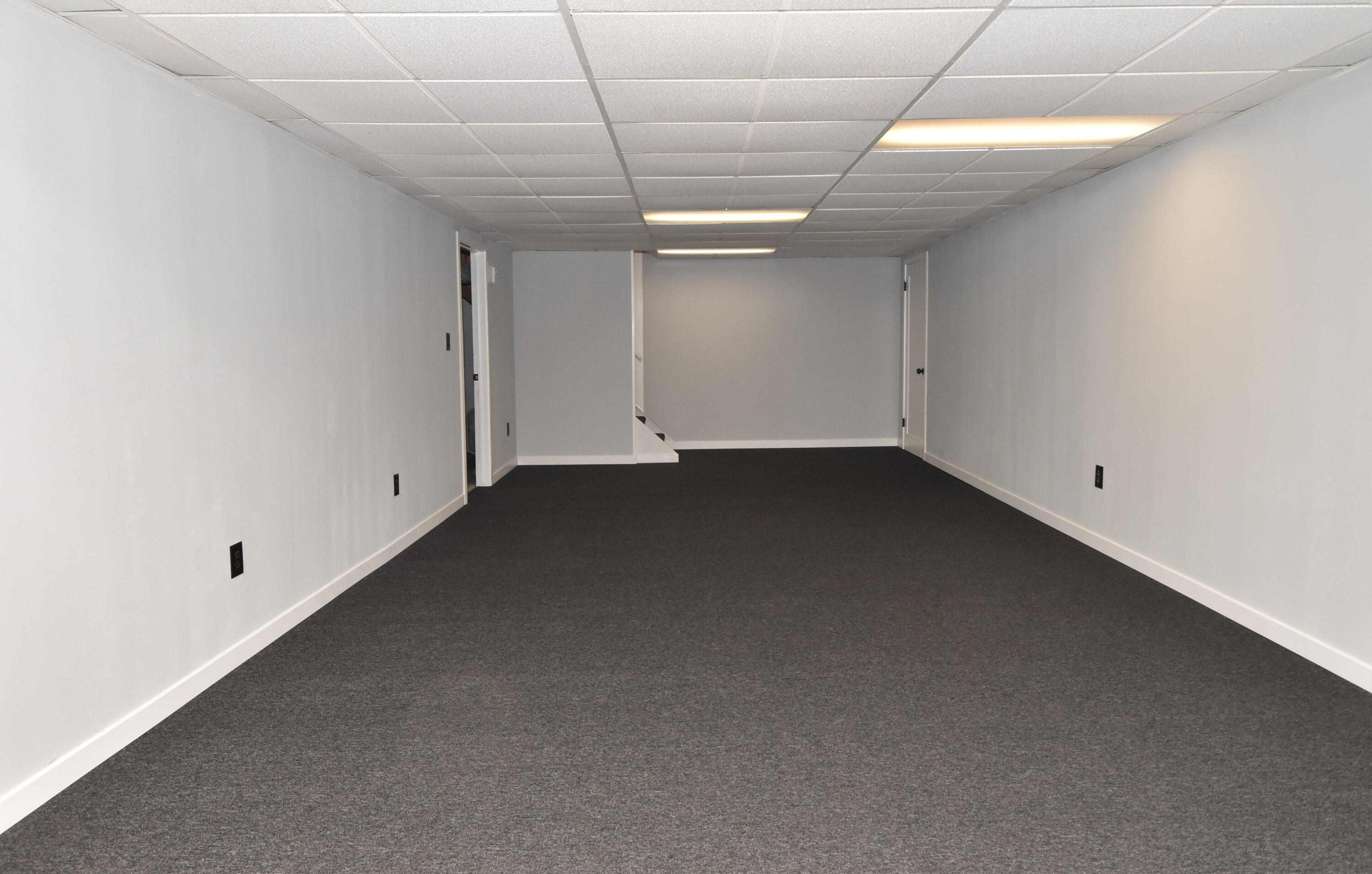 W234N7604 Woodside Road Sussex, WI 53089 - Photo 29 of 54 Rec room