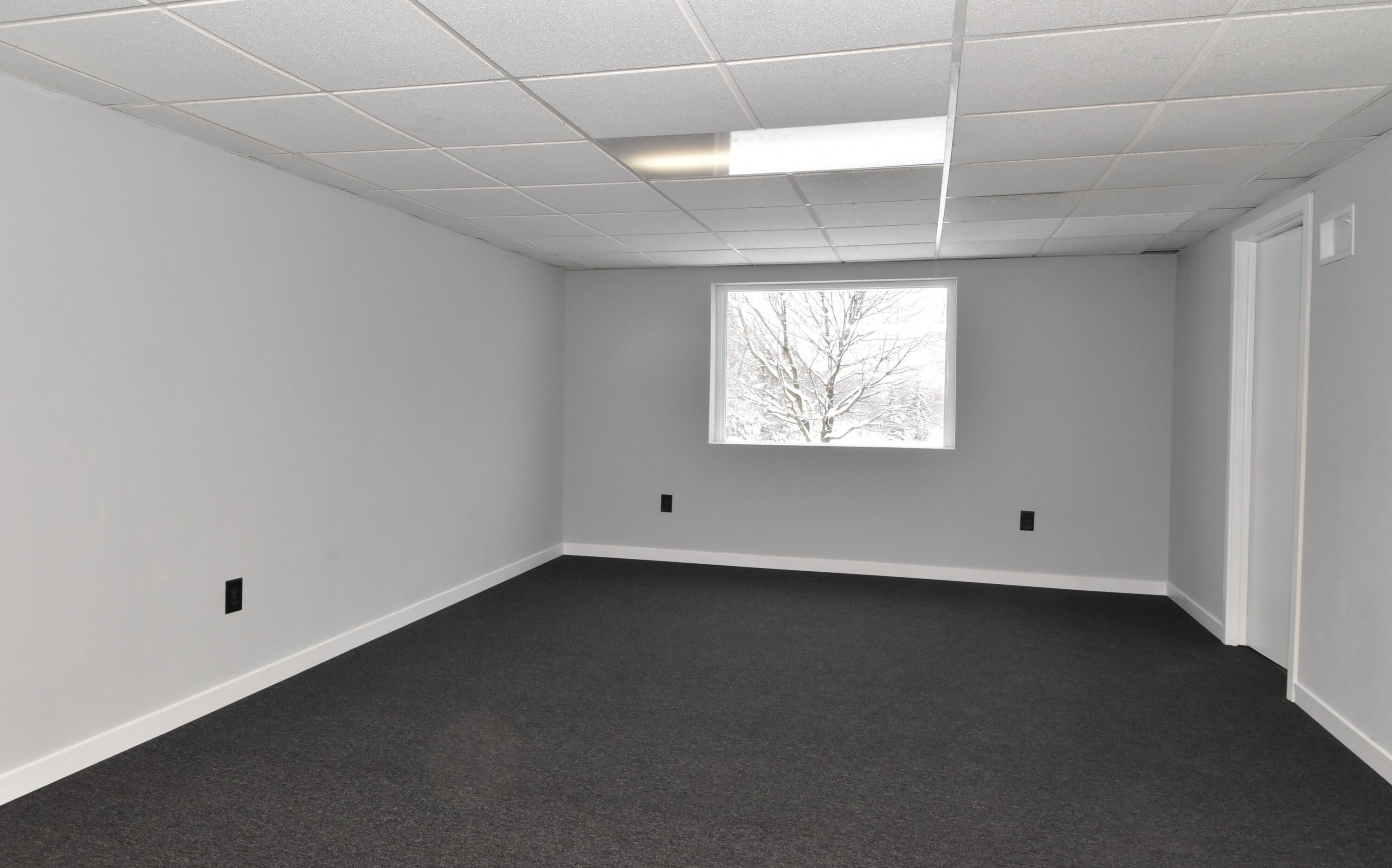 W234N7604 Woodside Road Sussex, WI 53089 - Photo 30 of 54 Rec room