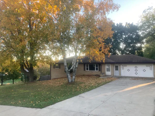 $449,900 | W234N7604 Woodside Road, Sussex, WI 53089