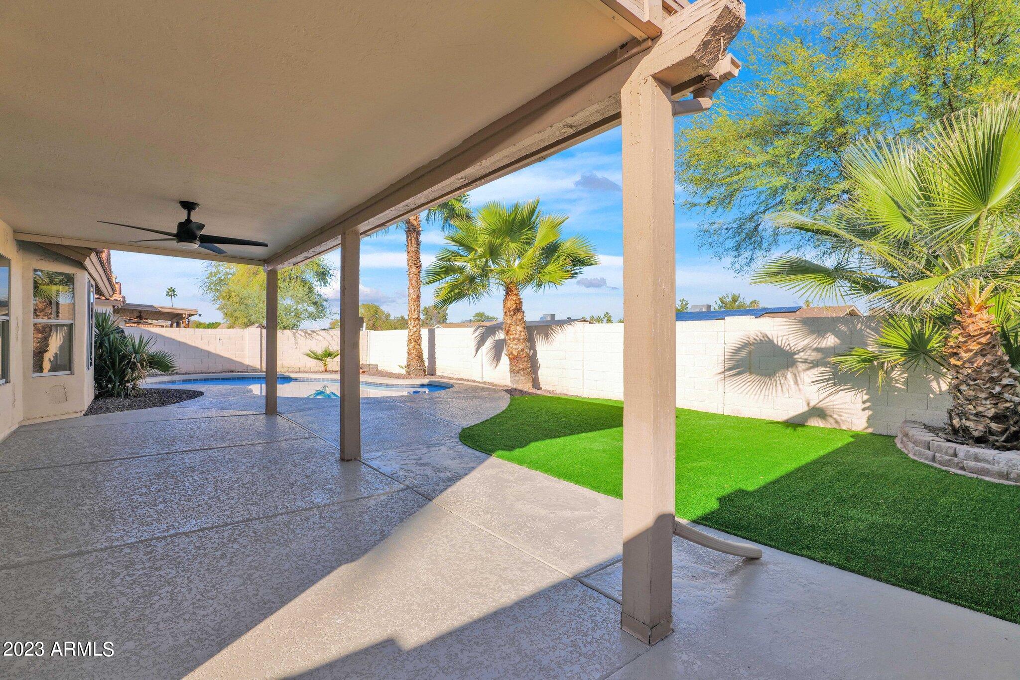 402 West Smoke Tree Road Gilbert, AZ 85233 - Photo 25 of 39 34-web-or-mls-P1003860
