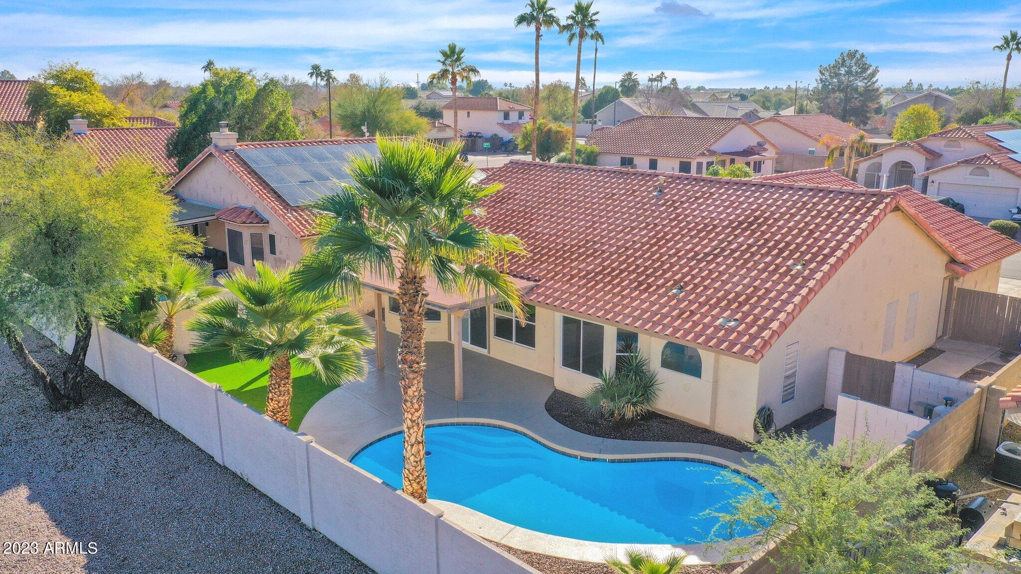 402 West Smoke Tree Road Gilbert, AZ 85233 - Photo 34 of 39 5-web-or-mls-DJI_0313