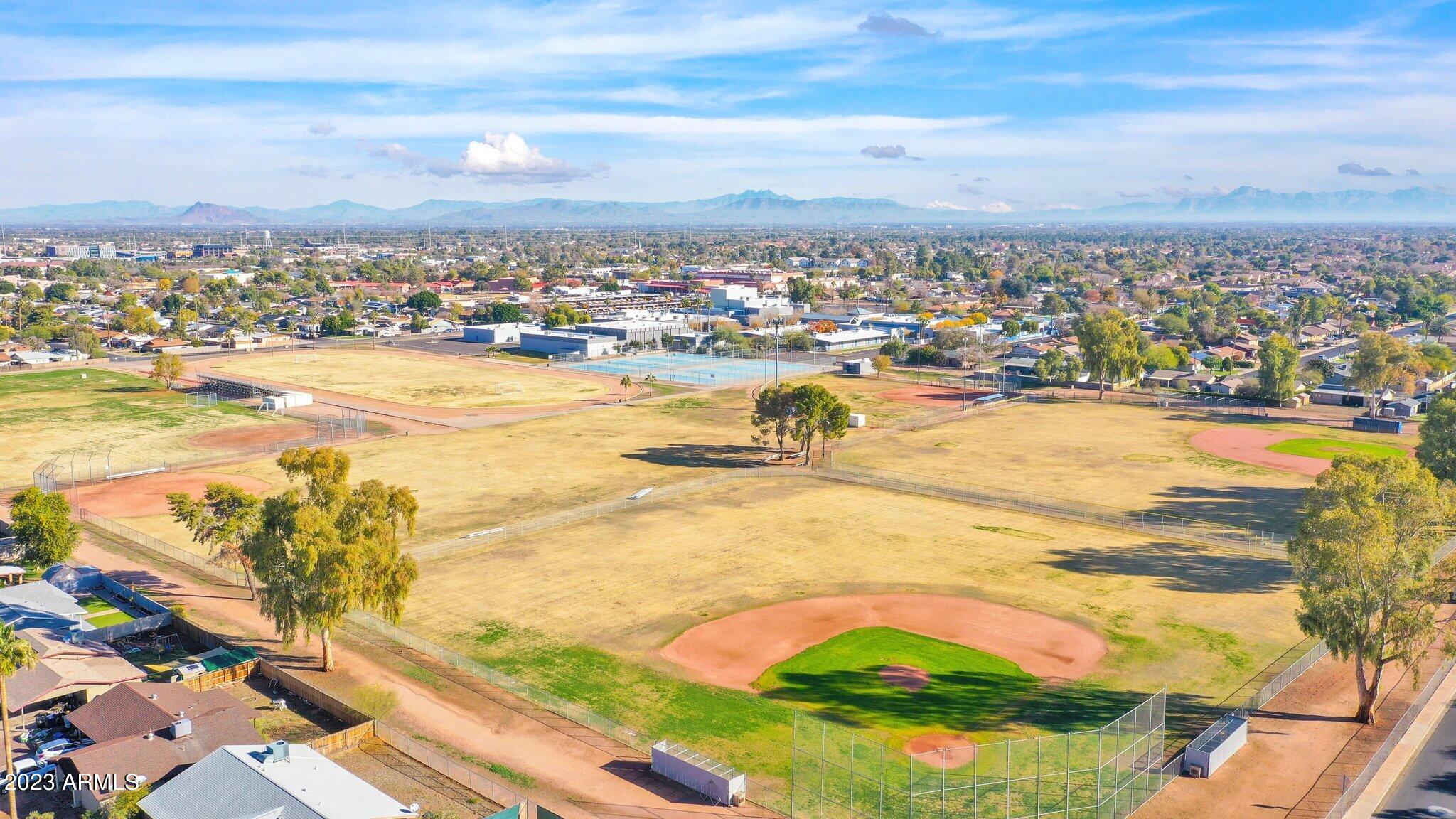 402 West Smoke Tree Road Gilbert, AZ 85233 - Photo 36 of 39 7-web-or-mls-DJI_0315