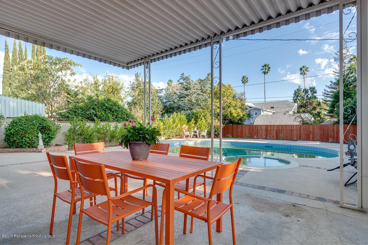1222 Meadowbrook Road Altadena, CA 91001 - Photo 15 of 17 1222 Meadowbrook_180v1_mls