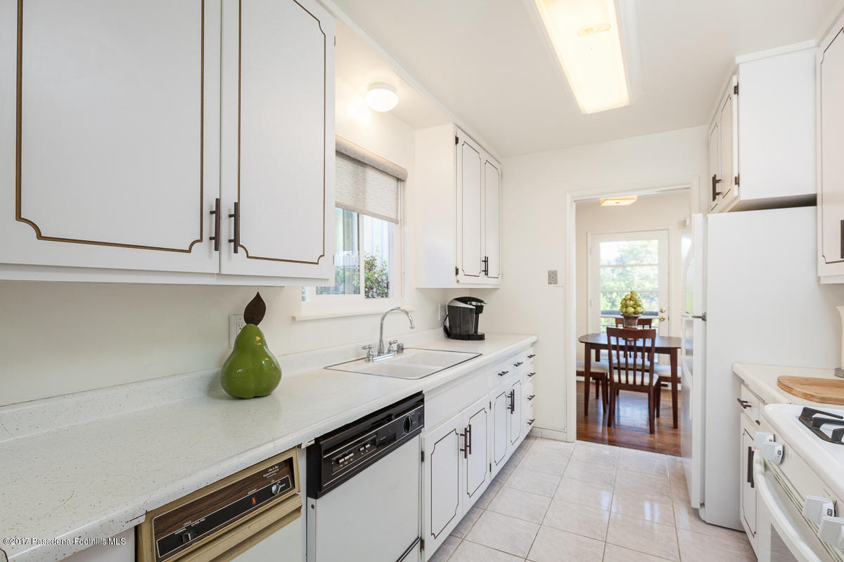 1222 Meadowbrook Road Altadena, CA 91001 - Photo 6 of 17 1222 Meadowbrook_092_mls