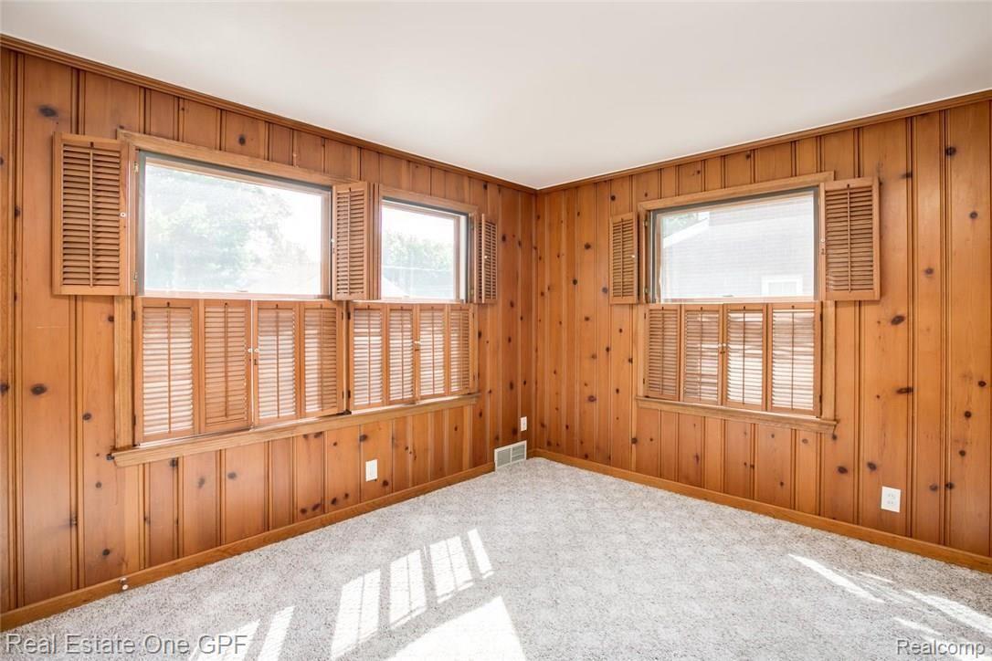 1342 Audubon Road Grosse Pointe, MI 48230 - Photo 8 of 30 8 1342 Audubon Rd Grosse Pointe-large-007-20-1342 Audubon Road0007FULL-1500x1000-72dpi.jpg