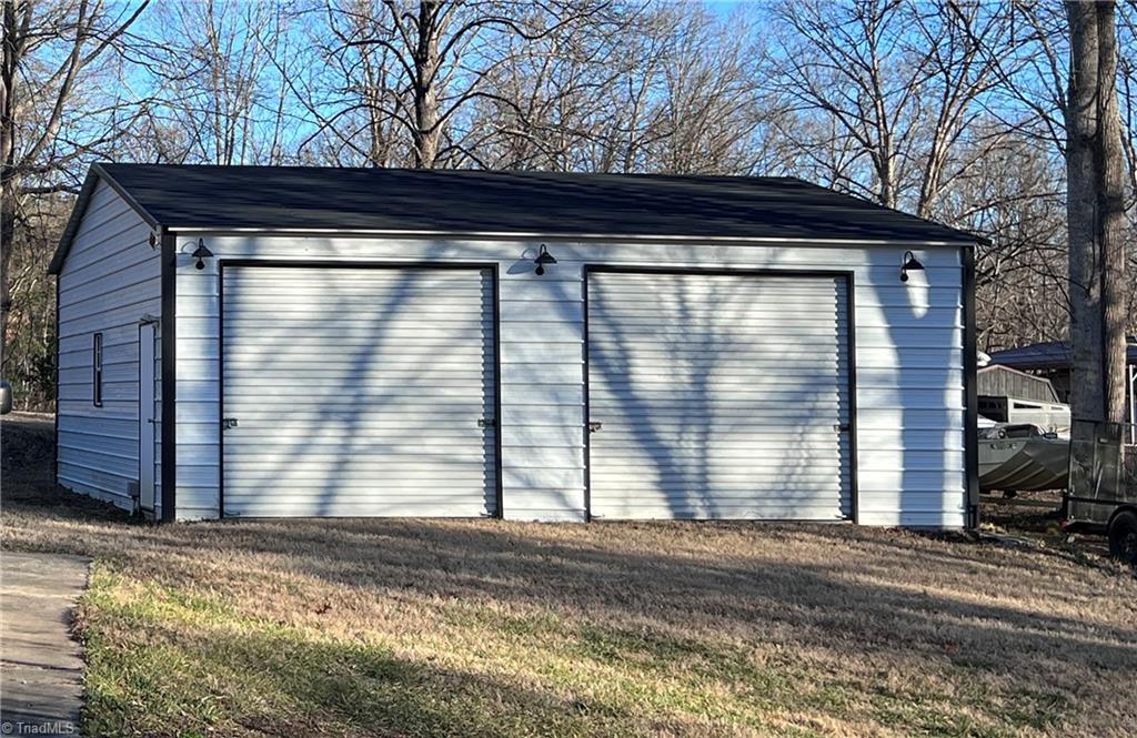 326 Springdale Road Walnut Cove, NC 27052 - Photo 13 of 33 2 Car Detached Garage