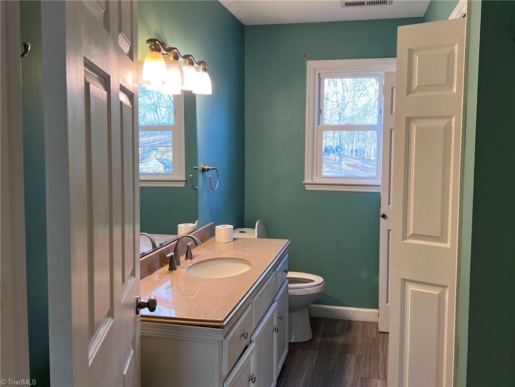 326 Springdale Road Walnut Cove, NC 27052 - Photo 23 of 33 Primary Bath