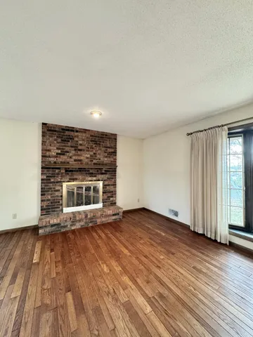 $3,000 | 3601 125th Avenue Northeast, Blaine, MN 55449