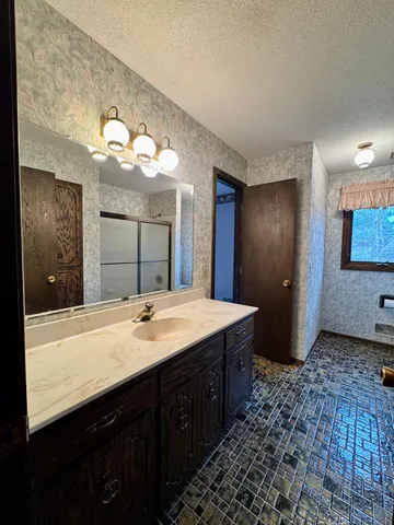 $3,000 | 3601 125th Avenue Northeast, Blaine, MN 55449