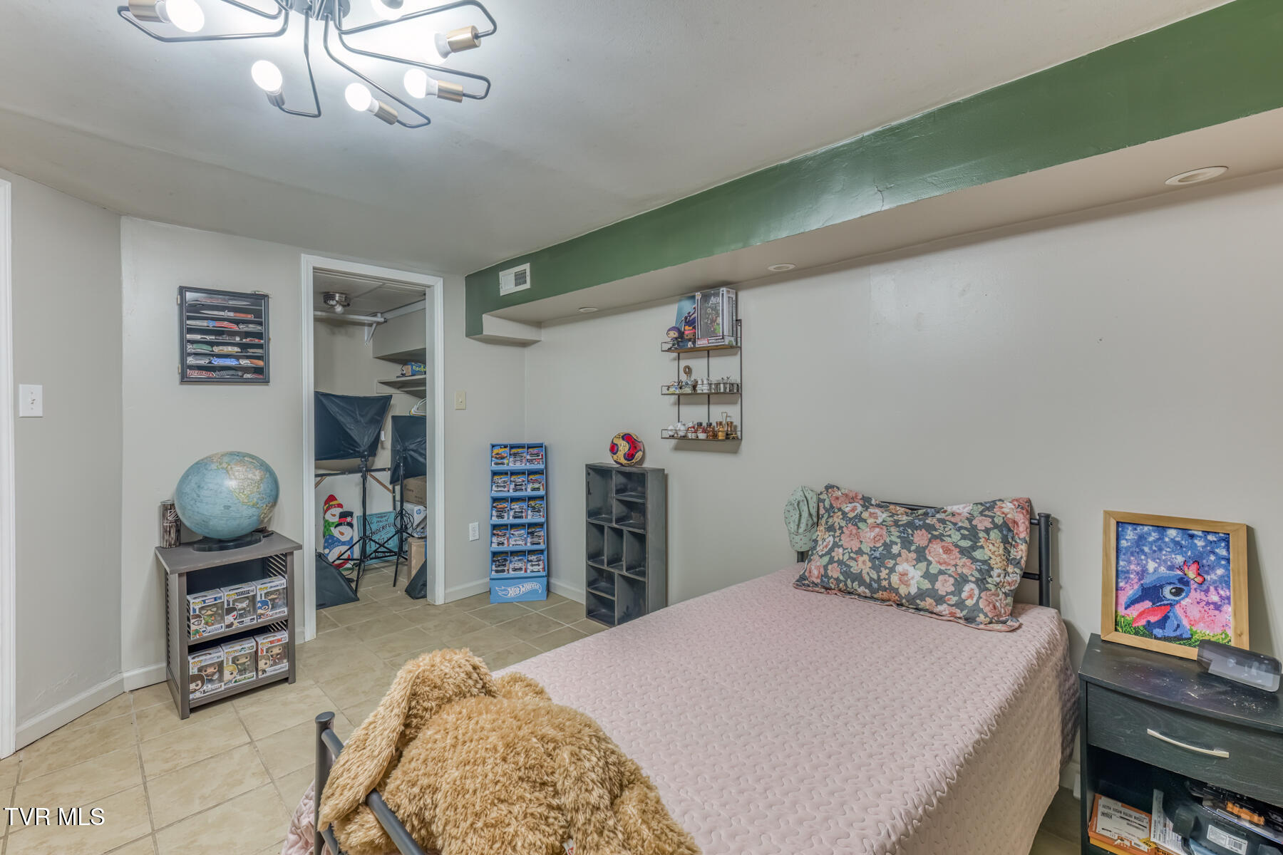 4728 Edens View Road Kingsport, TN 37664 - Photo 29 of 48 4728 Edens View Rd-27