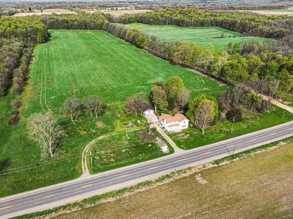 $306,000 | 64554 Highway 40, Jones, MI 49061
