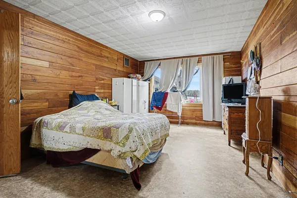 $306,000 | 64554 Highway 40, Jones, MI 49061