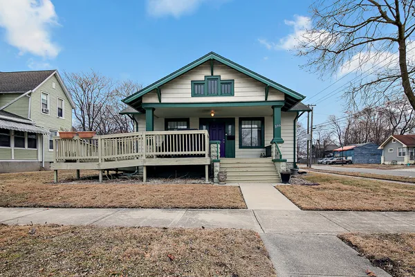 $124,900 | 396 South Wildwood Avenue, Kankakee, IL 60901