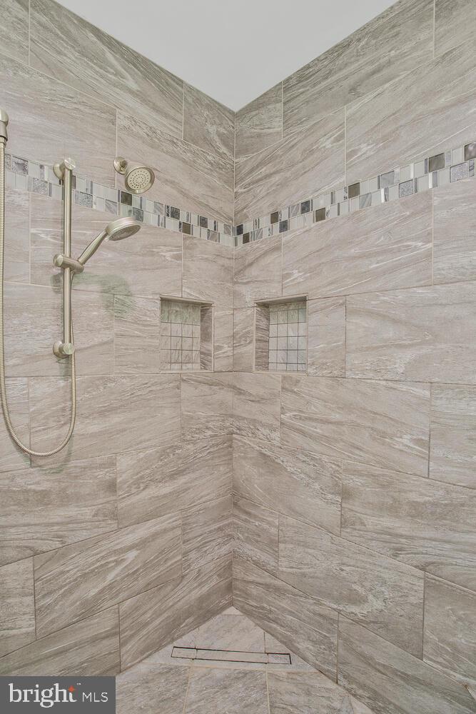3 Armory Road Prince Frederick, MD 20678 - Photo 43 of 63 Curbless walk in shower. Handicap accessible