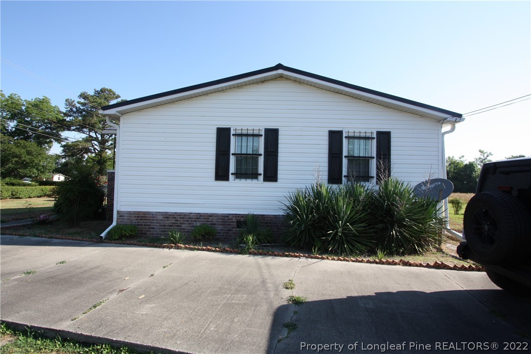 2304 Gavintown Road Lumberton, NC 28358 - Photo 2 of 40 Gallery Image 2