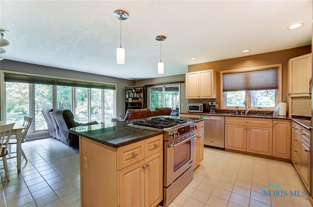 3344 Butz Road Maumee, OH 43537 - Photo 15 of 50 Gallery Image 15