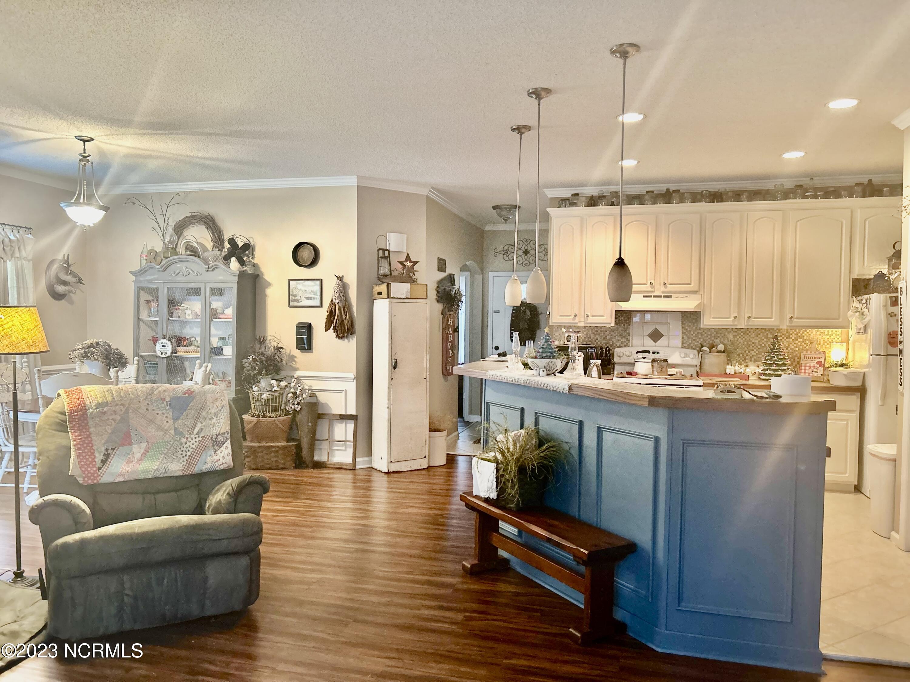 611 Inman Lake Road Whiteville, NC 28472 - Photo 12 of 20 IMG_4695